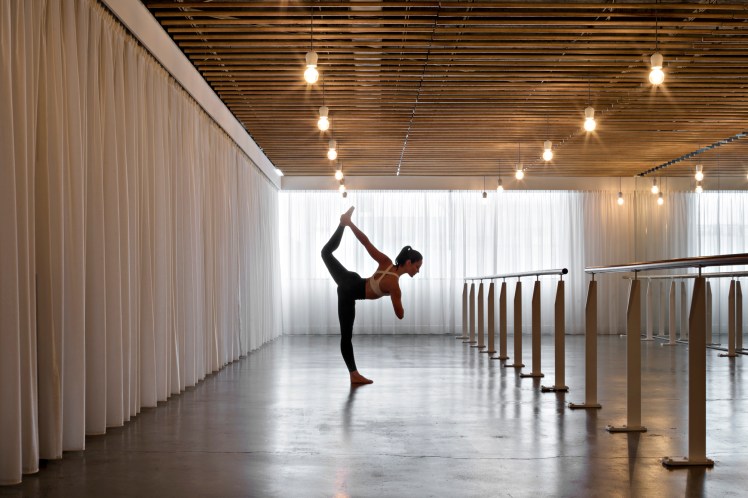 Barre-Body-Luxury-Exercise-Studio-Mihaly-Slocombe-Architects-Melbourne